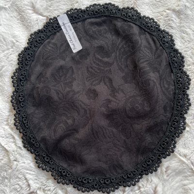 Embossed Knit Oblong Veil, size 9, Black