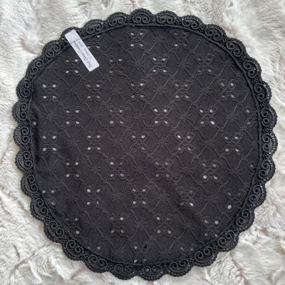 Eyelet Knit Oblong Veil, size 11, Black